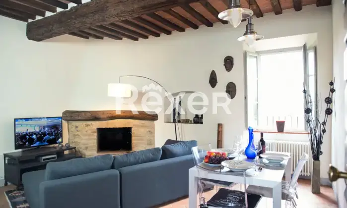 Rexer-Monteriggioni-appartamento-arredato-in-ex-convento-nel-cuore-della-toscana-Salone