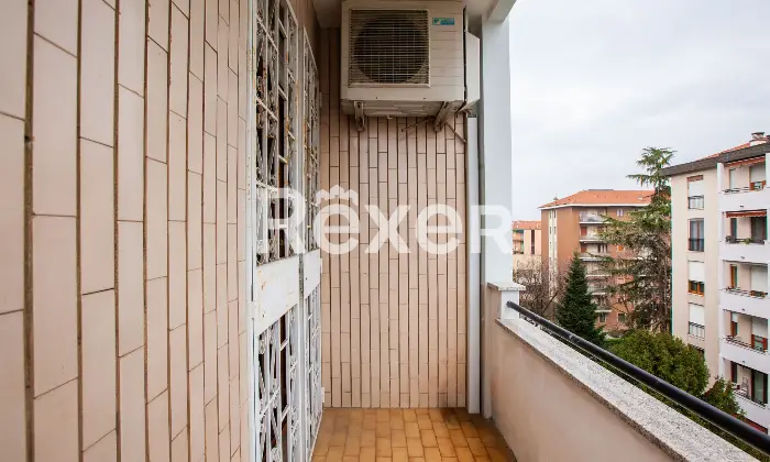 Rexer-Milano-Luminoso-trilocale-di-mq-con-doppia-esposizione-MM-Turro-Altro