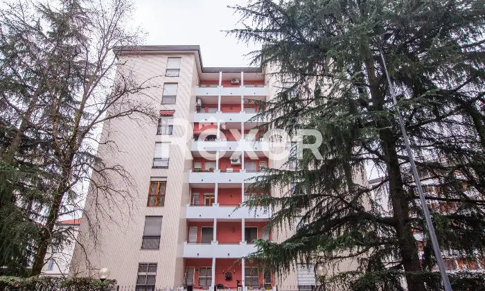 Rexer-Milano-Luminoso-trilocale-di-mq-con-doppia-esposizione-MM-Turro-Altro