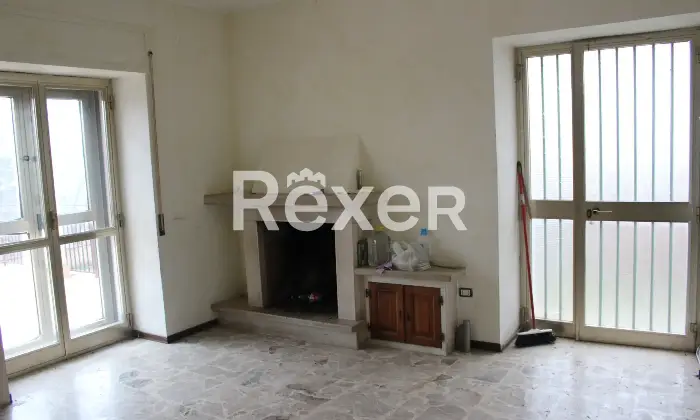 Rexer-Fossalto-Casa-panoramica-in-Molise-con-terreni-e-potenziale-turistico-Cucina