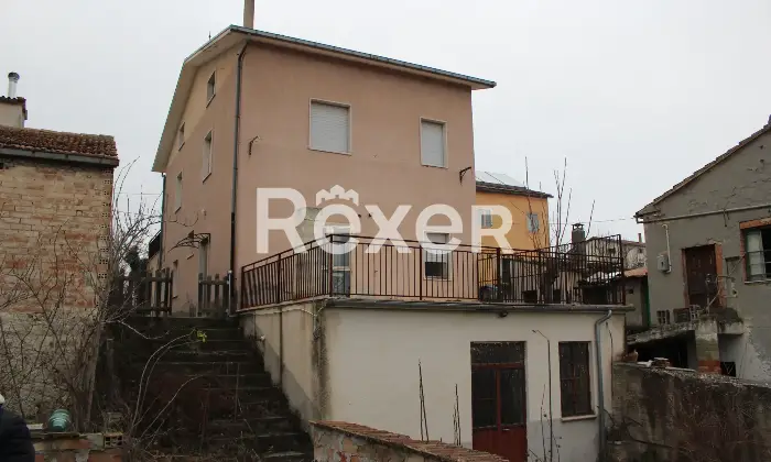 Rexer-Fossalto-Casa-panoramica-in-Molise-con-terreni-e-potenziale-turistico-Terrazzo
