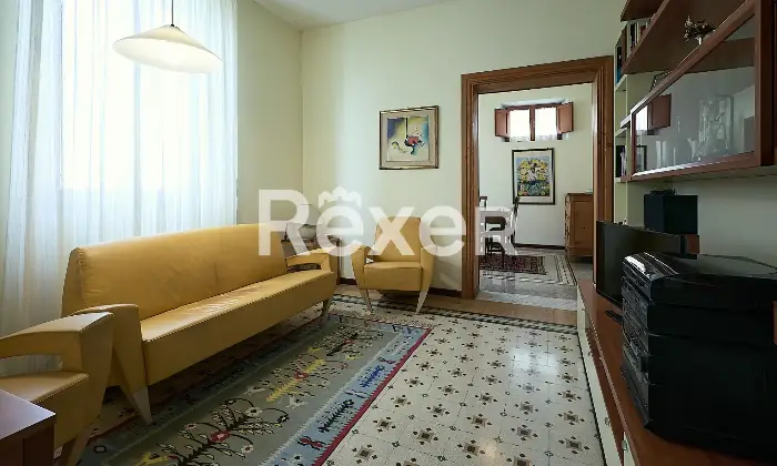Rexer-Sulmona-Villa-su-due-livelli-con-garage-e-giardino-Altro