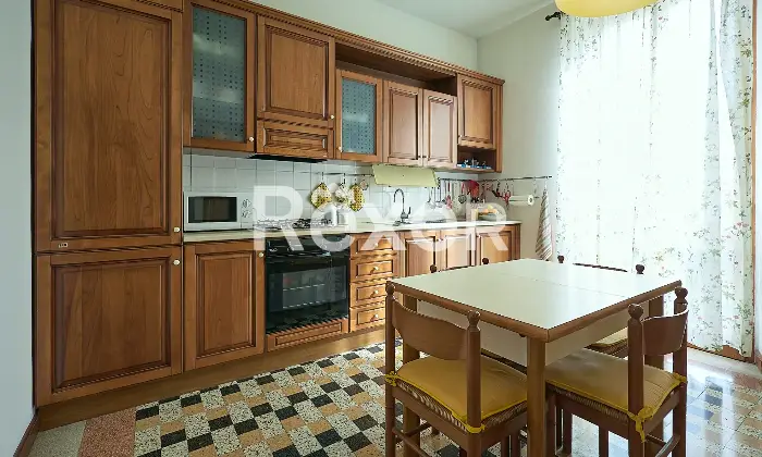 Rexer-Sulmona-Villa-su-due-livelli-con-garage-e-giardino-Altro