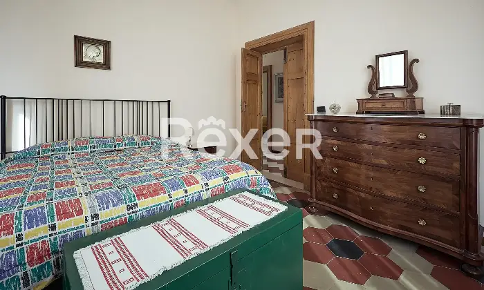 Rexer-Sulmona-Villa-su-due-livelli-con-garage-e-giardino-Altro