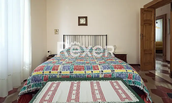 Rexer-Sulmona-Villa-su-due-livelli-con-garage-e-giardino-Altro