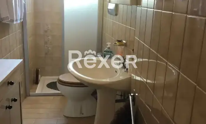 Rexer-Borgosesia-Casa-unibifamiliare-a-Borgosesia-Bagno-di-servizio