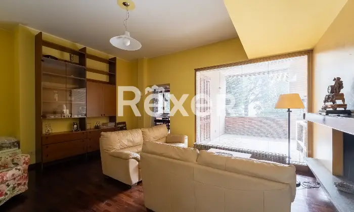 Rexer-Chignolo-Po-Villa-indipendente-di-ampia-metratura-con-giardino-di-mq-Altro