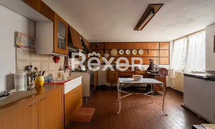 Rexer-Chignolo-Po-Villa-indipendente-di-ampia-metratura-con-giardino-di-mq-Altro