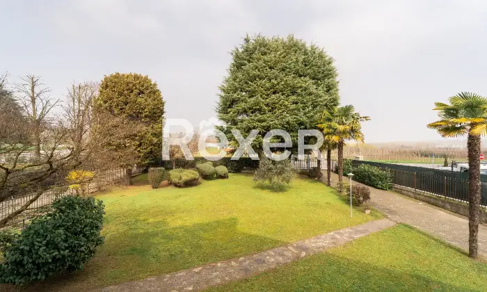Rexer-Chignolo-Po-Villa-indipendente-di-ampia-metratura-con-giardino-di-mq-Altro