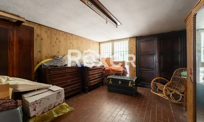 Rexer-Chignolo-Po-Villa-indipendente-di-ampia-metratura-con-giardino-di-mq-Altro