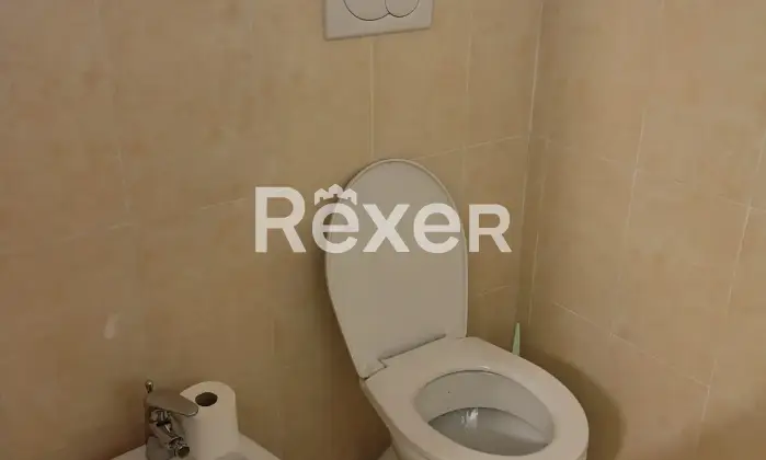 Rexer-Russi-Negozio-in-vendita-Via-Pietro-Farini-a-Russi-Altro