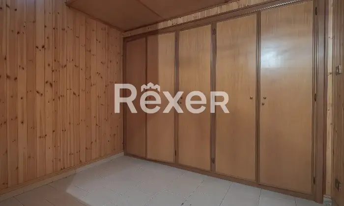 Rexer-Roma-Villetta-a-schiera-con-garage-e-posto-auto-Altro