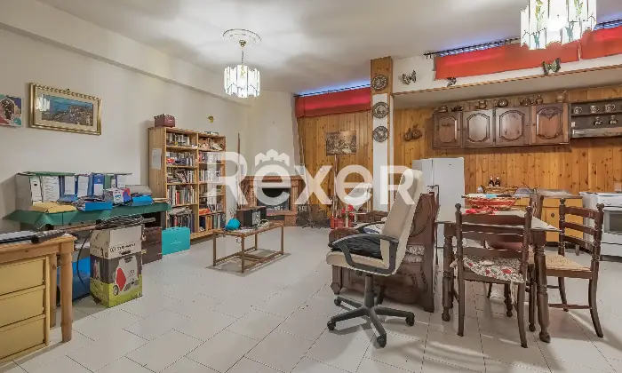 Rexer-Roma-Villetta-a-schiera-con-garage-e-posto-auto-Altro