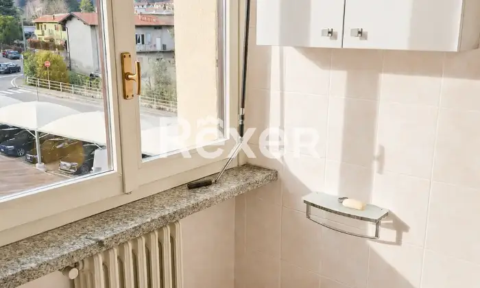 Rexer-Garlate-Garlate-LC-Ampio-trilocale-con-box-e-cantina-Altro