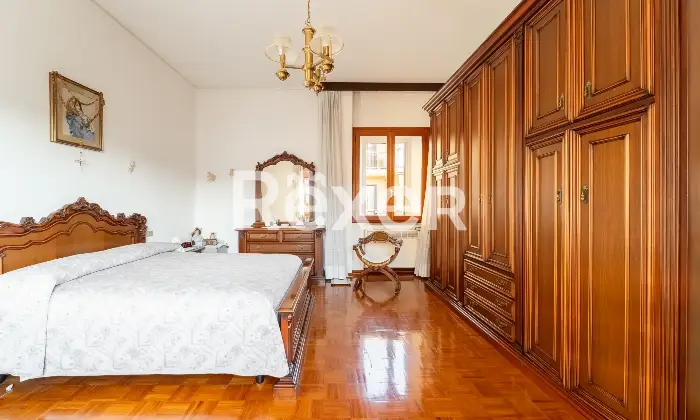 Rexer-Arluno-Ampio-tre-locali-Altro