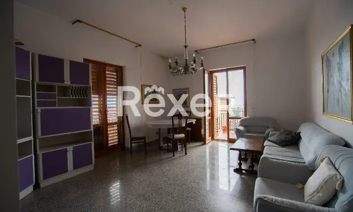 Rexer-Roccella-Ionica-Appartamento-con-ampio-con-terrazzo-e-cantina-in-zona-centrale-di-Roccella-Ionica-Altro