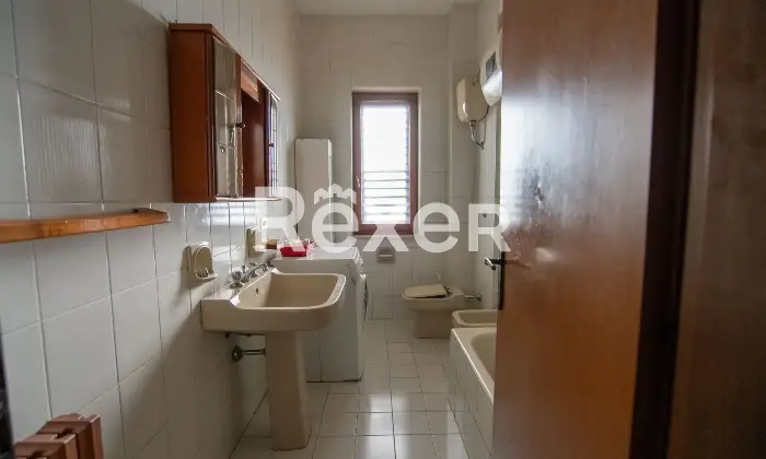 Rexer-Roccella-Ionica-Appartamento-con-ampio-con-terrazzo-e-cantina-in-zona-centrale-di-Roccella-Ionica-Altro