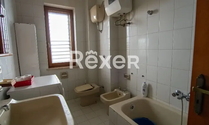 Rexer-Roccella-Ionica-Appartamento-con-ampio-con-terrazzo-e-cantina-in-zona-centrale-di-Roccella-Ionica-Altro