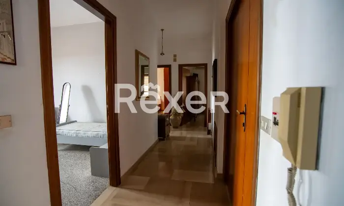 Rexer-Roccella-Ionica-Appartamento-con-ampio-con-terrazzo-e-cantina-in-zona-centrale-di-Roccella-Ionica-Altro