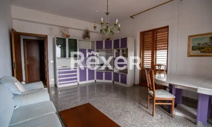 Rexer-Roccella-Ionica-Appartamento-con-ampio-con-terrazzo-e-cantina-in-zona-centrale-di-Roccella-Ionica-Altro