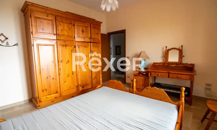 Rexer-Roccella-Ionica-Appartamento-con-ampio-con-terrazzo-e-cantina-in-zona-centrale-di-Roccella-Ionica-Altro