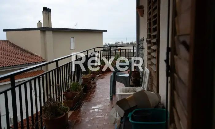 Rexer-Roccella-Ionica-Appartamento-con-ampio-con-terrazzo-e-cantina-in-zona-centrale-di-Roccella-Ionica-Altro