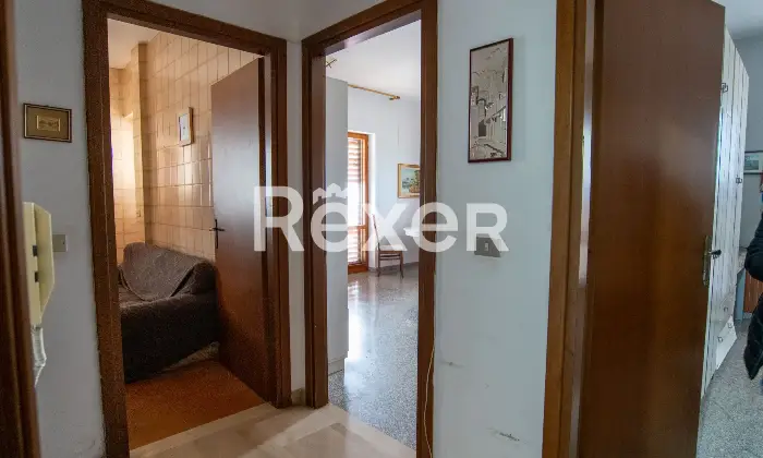 Rexer-Roccella-Ionica-Appartamento-con-ampio-con-terrazzo-e-cantina-in-zona-centrale-di-Roccella-Ionica-Altro