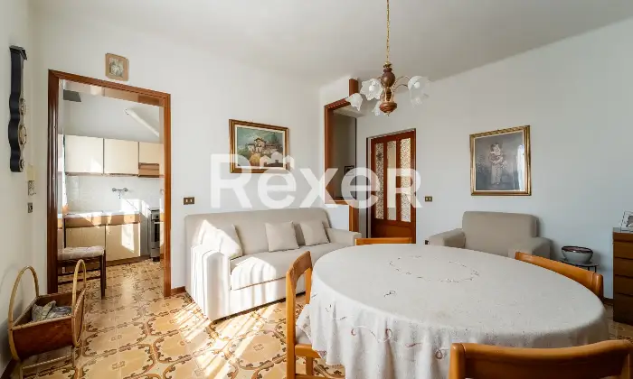 Rexer-Villa-Raverio-Trilocale-in-villa-bifamiliare-Altro
