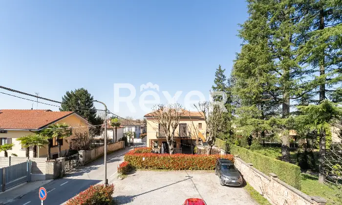 Rexer-Villa-Raverio-Trilocale-in-villa-bifamiliare-Altro