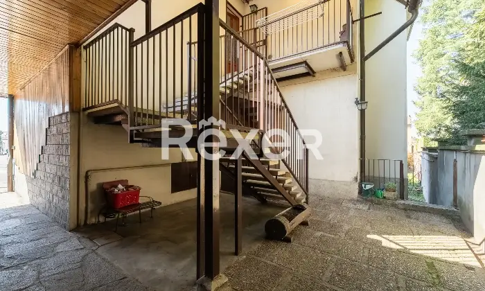 Rexer-Villa-Raverio-Trilocale-in-villa-bifamiliare-Altro