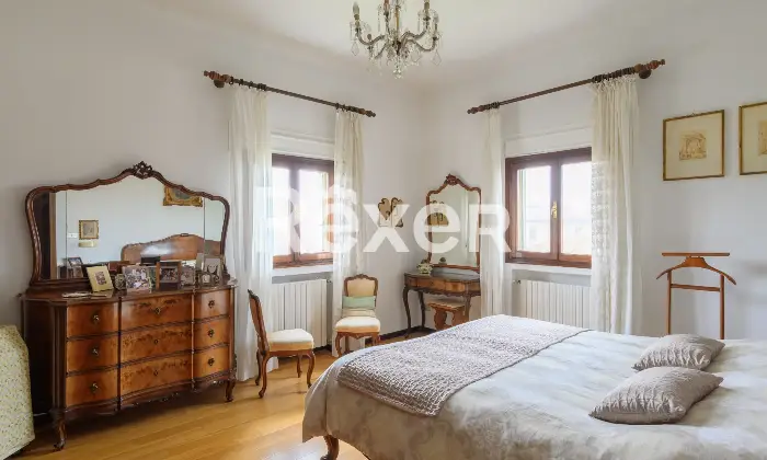 Rexer-Venezia-Nuda-propriet-in-villino-depoca-nel-cuore-del-Lido-Altro