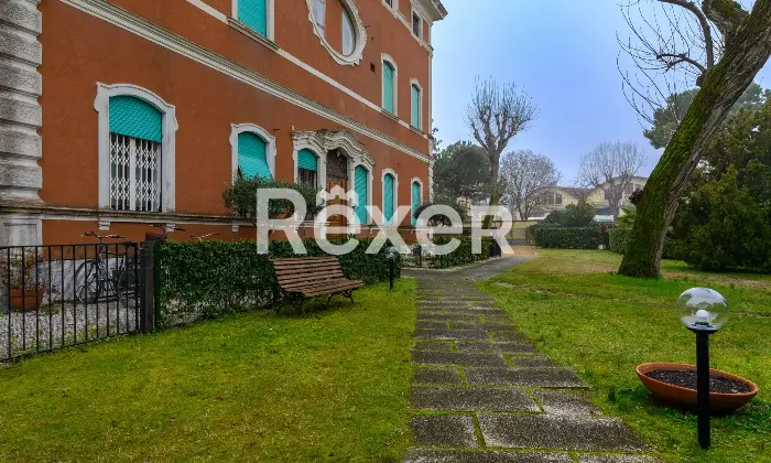Rexer-Venezia-Nuda-propriet-in-villino-depoca-nel-cuore-del-Lido-Altro
