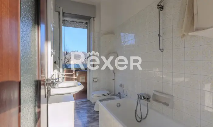 Rexer-Bergamo-Quadrilocale-con-doppia-esposizione-e-box-Altro