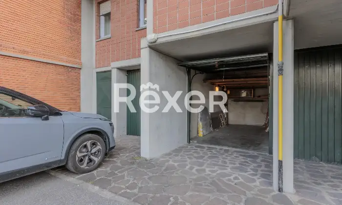 Rexer-Bergamo-Quadrilocale-con-doppia-esposizione-e-box-Altro