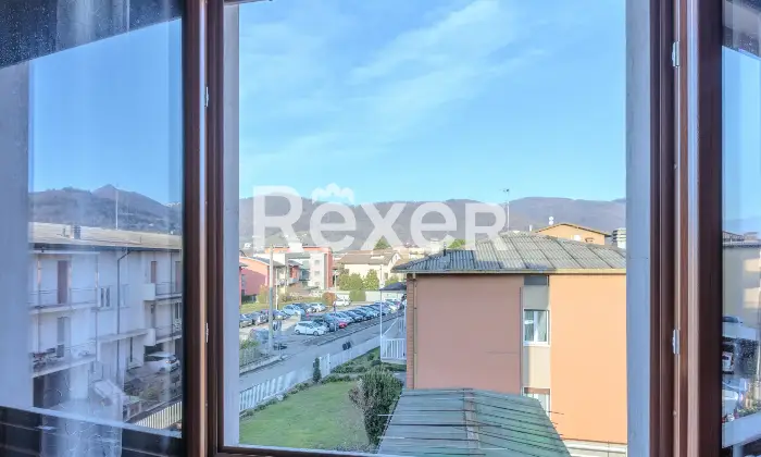 Rexer-Alzano-Lombardo-TRILOCALE-CON-BOX-E-CANTINA-Altro