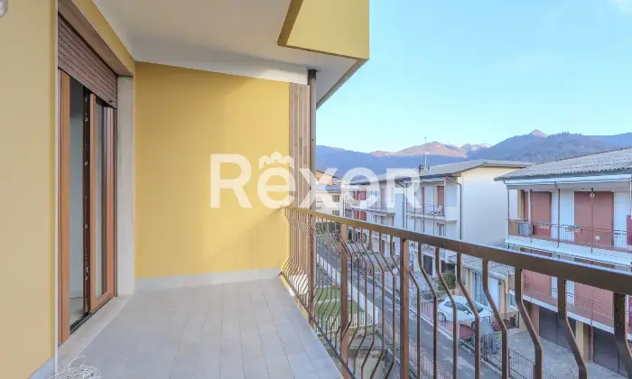 Rexer-Alzano-Lombardo-TRILOCALE-CON-BOX-E-CANTINA-Altro