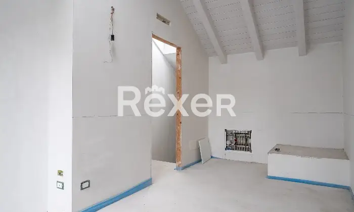 Rexer-Vimercate-Appartamento-in-classe-A-su-due-livelli-di-mq-con-taverna-e-box-doppio-Altro