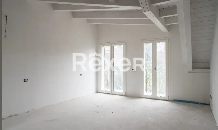 Rexer-Vimercate-Duplex-in-classe-A-con-cantina-e-box-doppio-Altro