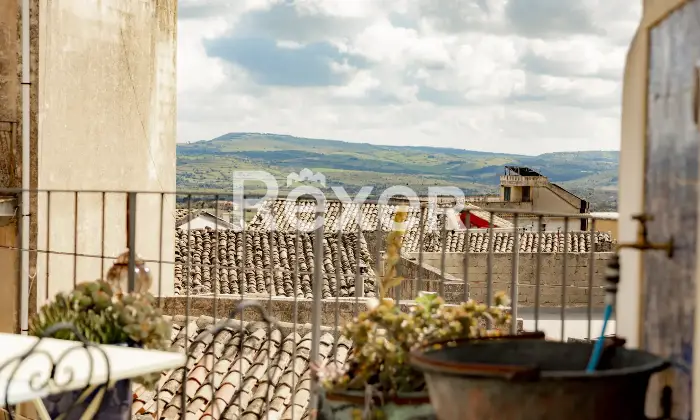 Rexer-Palazzolo-Acreide-Terratetto-ristrutturato-con-terrazzo-nel-cuore-di-Palazzolo-Acreide-Altro