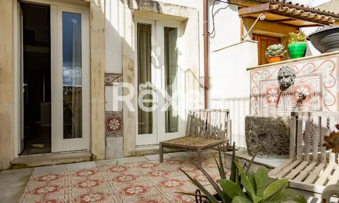 Rexer-Palazzolo-Acreide-Terratetto-ristrutturato-con-terrazzo-nel-cuore-di-Palazzolo-Acreide-Altro