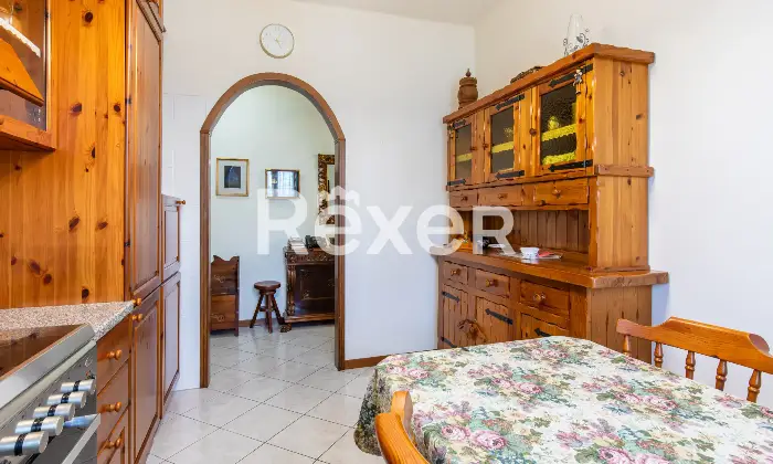 Rexer-Bologna-San-Donato-via-Bartoli-Appartamento-con-balcone-e-cantina-Altro