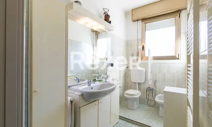 Rexer-Bologna-San-Donato-via-Bartoli-Appartamento-con-balcone-e-cantina-Altro