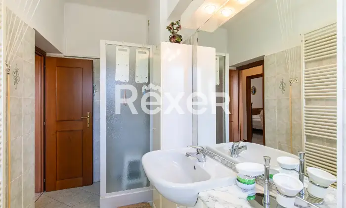 Rexer-Bologna-San-Donato-via-Bartoli-Appartamento-con-balcone-e-cantina-Altro