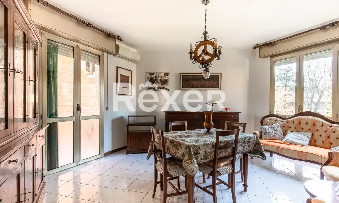 Rexer-Bologna-San-Donato-via-Bartoli-Appartamento-con-balcone-e-cantina-Altro