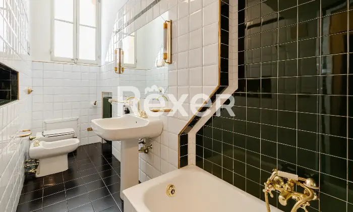 Rexer-Bologna-NUDA-PROPRIETA-Appartamento-con-giardino-e-posti-auto-Altro