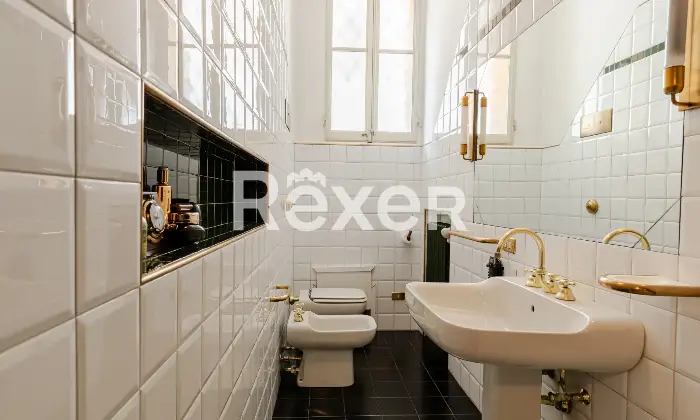 Rexer-Bologna-NUDA-PROPRIETA-Appartamento-con-giardino-e-posti-auto-Altro