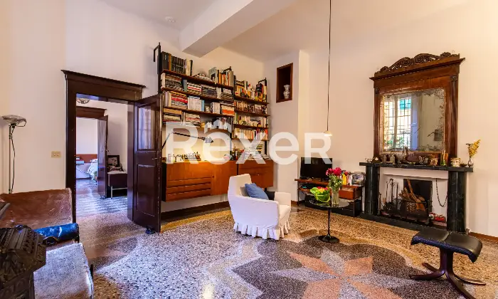 Rexer-Bologna-NUDA-PROPRIETA-Appartamento-con-giardino-e-posti-auto-Altro