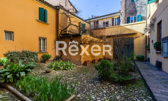 Rexer-Bologna-NUDA-PROPRIETA-Appartamento-con-giardino-e-posti-auto-Altro