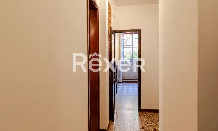 Rexer-Bologna-NUDA-PROPRIETA-Appartamento-con-giardino-e-posti-auto-Altro