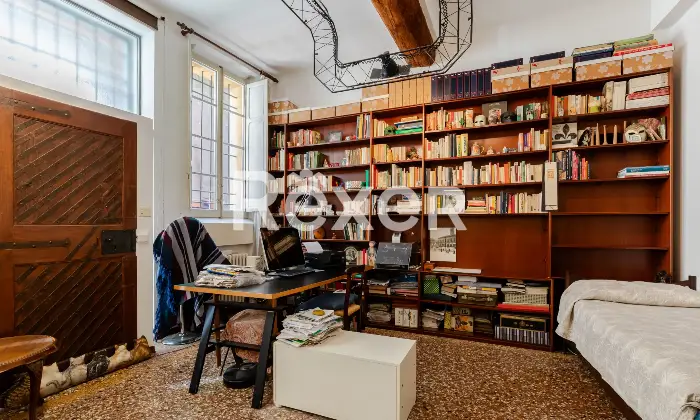 Rexer-Bologna-NUDA-PROPRIETA-Appartamento-con-giardino-e-posti-auto-Altro